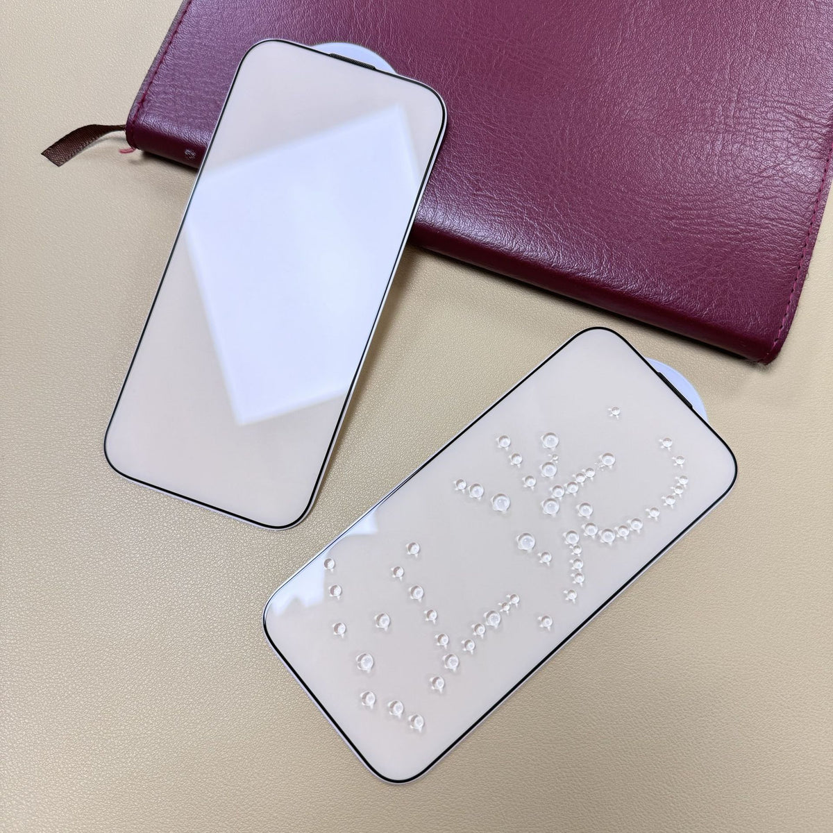 Protective Red Light Blocking Tempered Glass Film for iPhone 16 Pro Anti-Blue Light Eye Protection Film Suitable